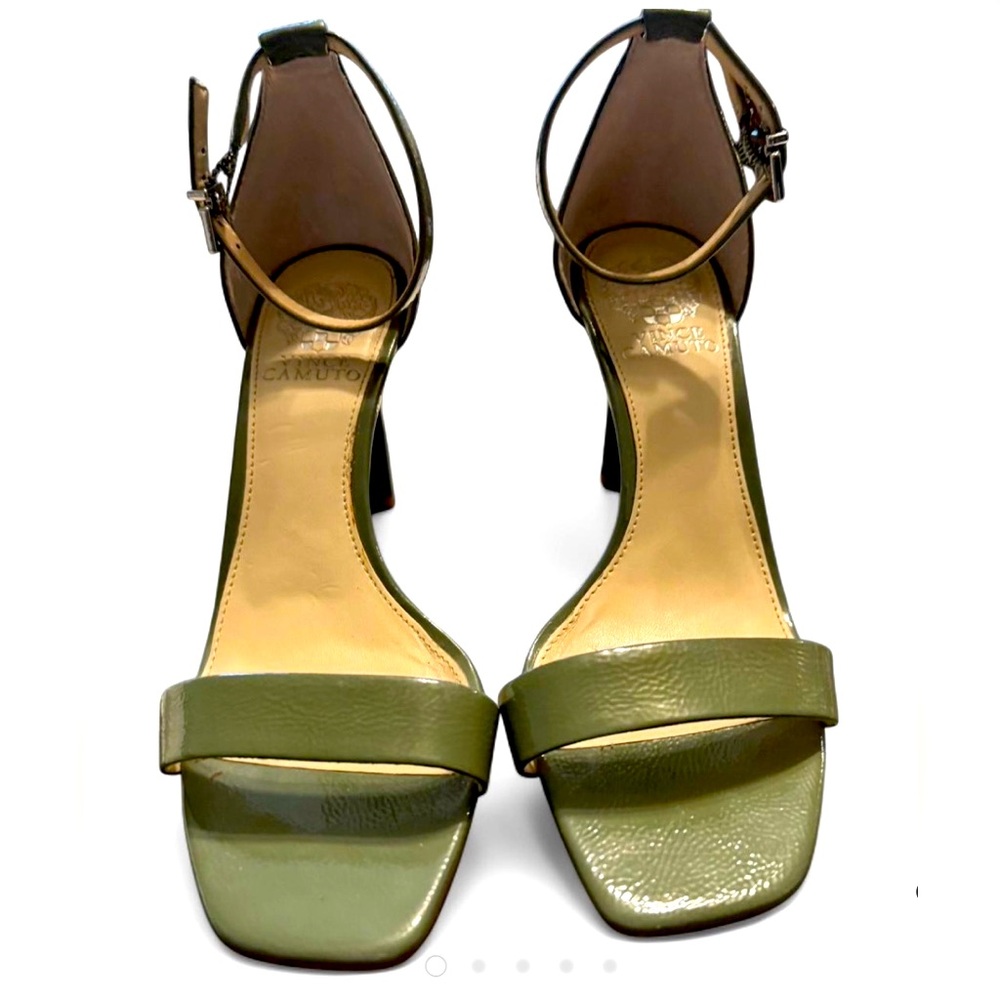 Vince Camuto Green Heels with Modern Design